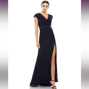 NWT $398 MAC DUGGAL Navy Blue Beaded Waist Cap Sleeve Dress Formal Maxi 67850